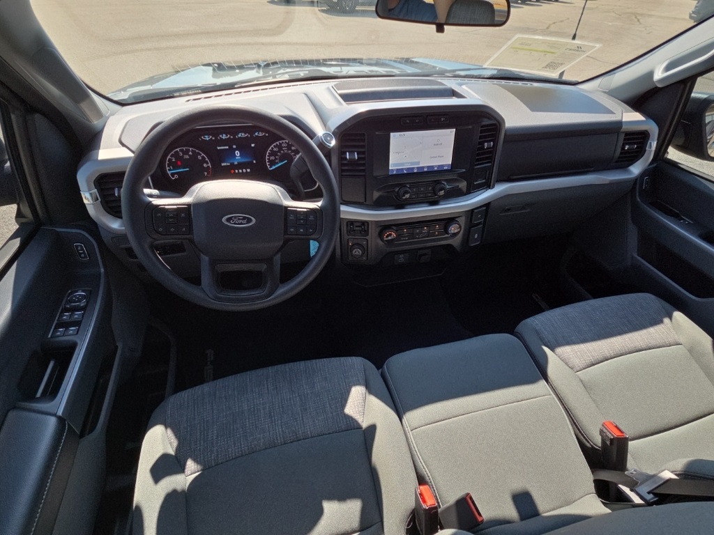 2023 Ford F-150 XLT photo 17