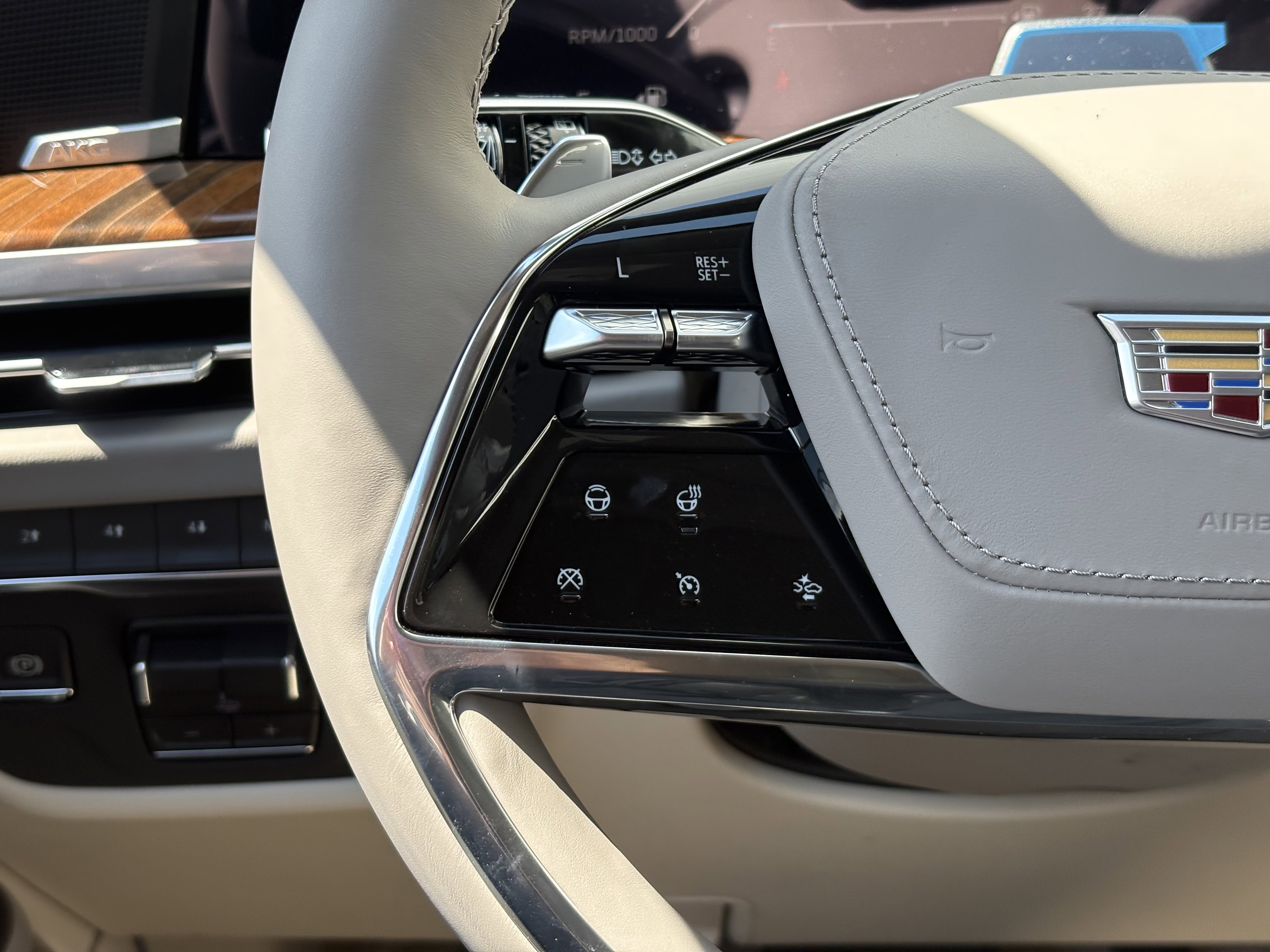 2025 Cadillac Escalade Sport Platinum photo 5