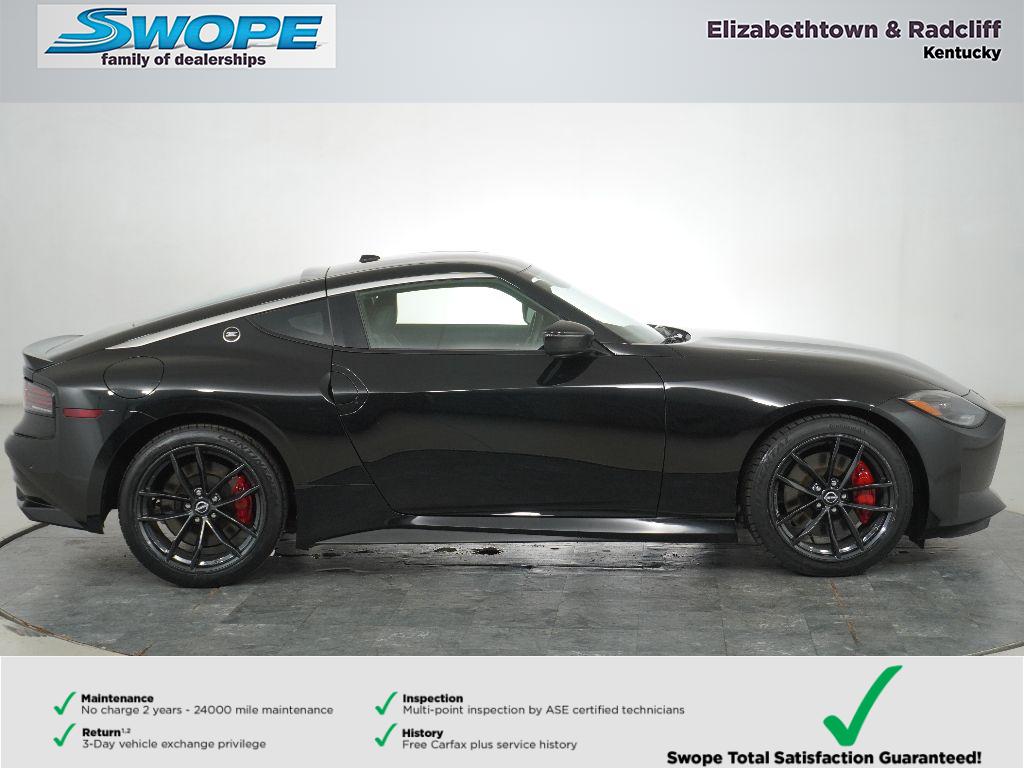 2024 Nissan Z Performance photo 2