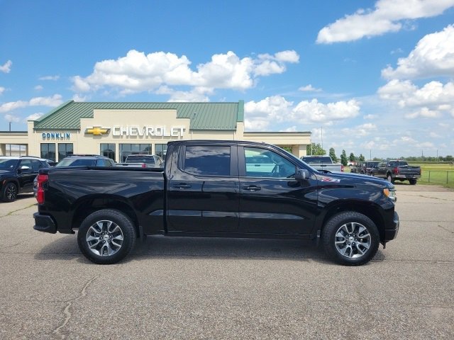 2025 Chevrolet Silverado 1500 RST photo 18