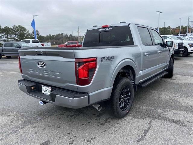 2025 Ford F-150 XLT photo 3