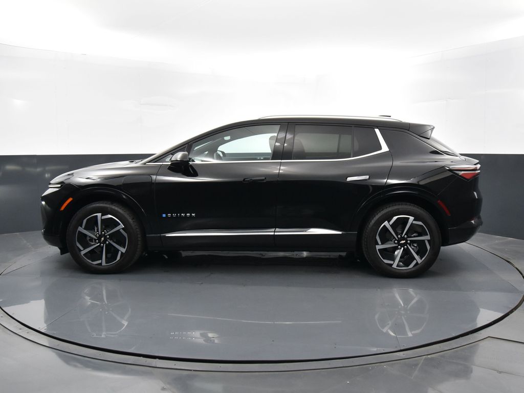 2024 Chevrolet Equinox EV 1LT photo 4