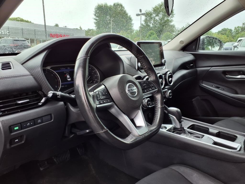 2021 Nissan Sentra SV photo 8