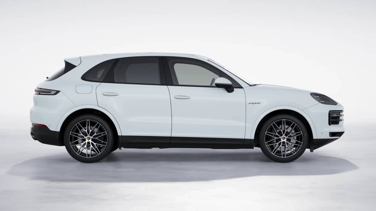 2026 Porsche Cayenne E-Hybrid photo 6