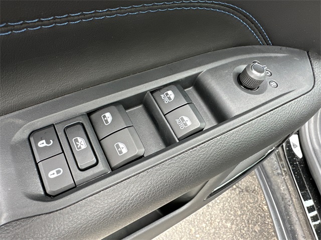 2025 Jeep Compass Latitude photo 30