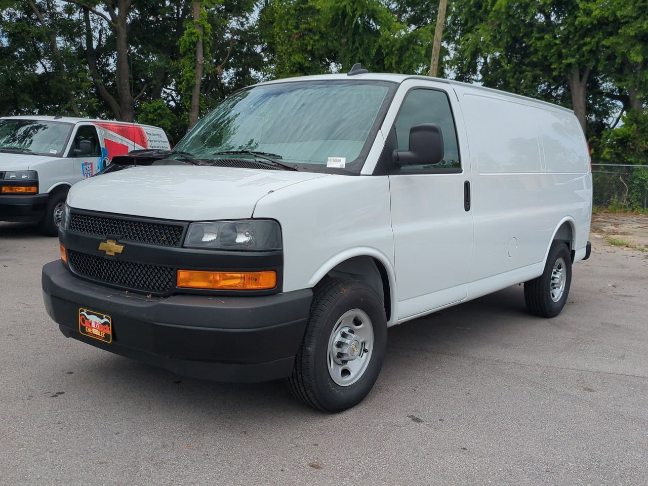 2025 Chevrolet Express Cargo Work Van's photo