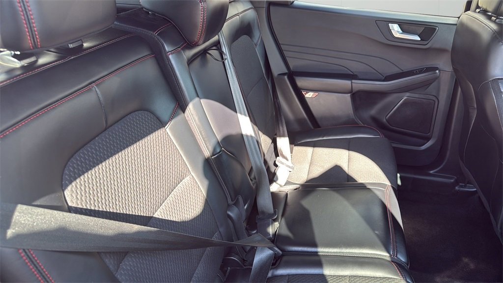 2023 Ford Escape ST-Line photo 21
