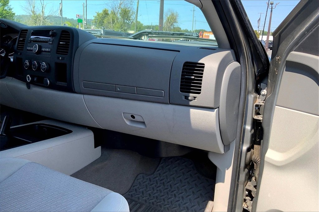 2013 Chevrolet Silverado 2500HD LT photo 16
