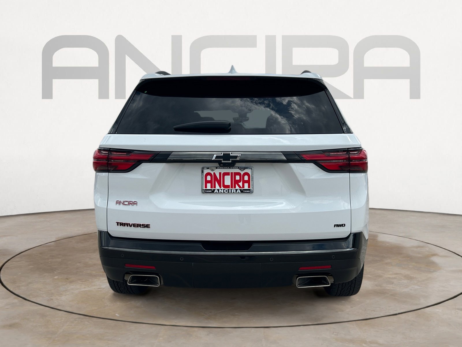 2023 Chevrolet Traverse Premier photo 4