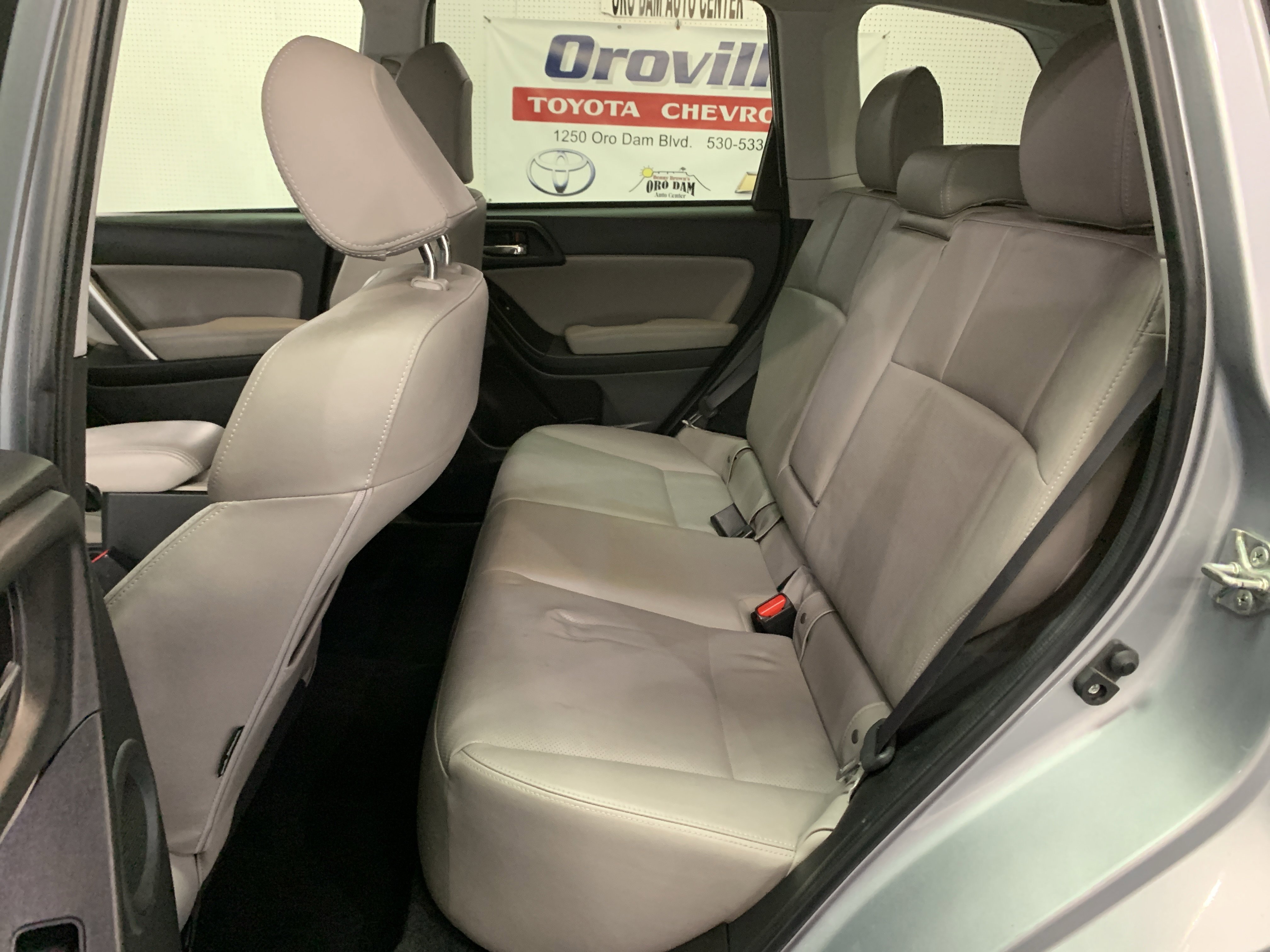 2015 Subaru Forester 2.5i Limited photo 3