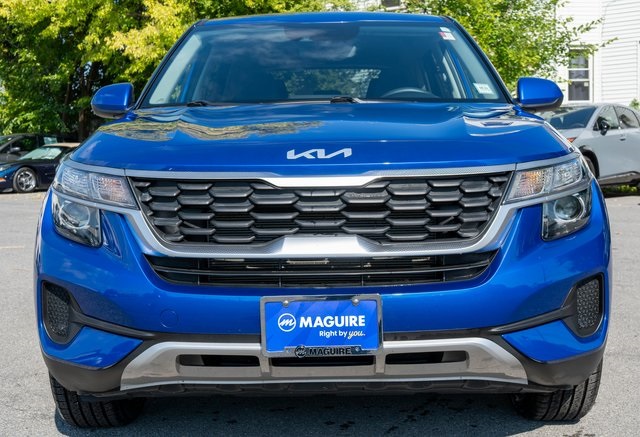 2023 Kia Seltos LX photo 3