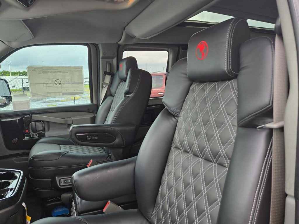 2025 Gmc Savana 2500 Cargo photo 12
