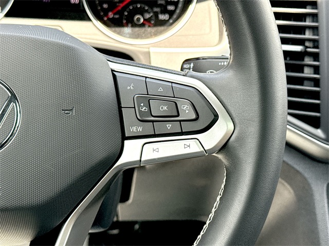 2021 Volkswagen Atlas Cross Sport V6 SE Technology photo 27