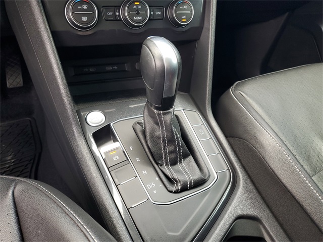 2021 Volkswagen Tiguan SE photo 21