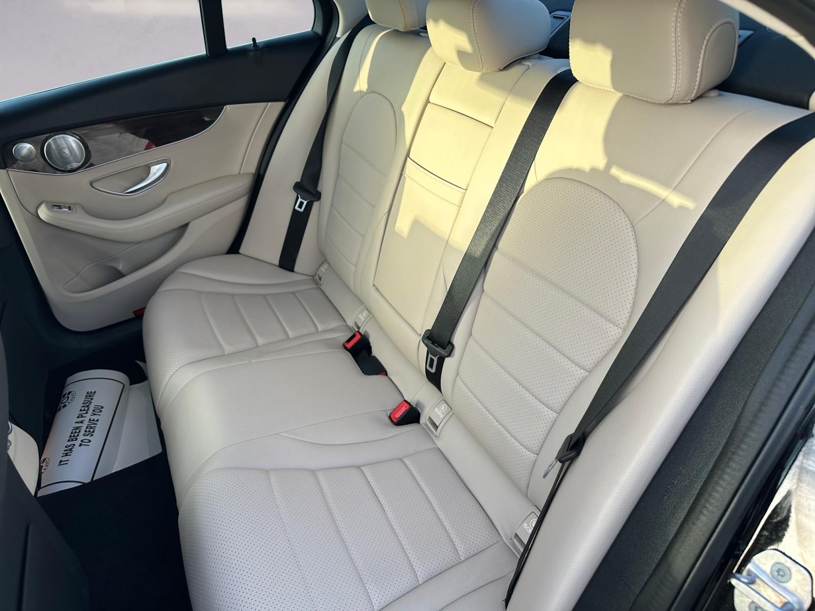 2021 Mercedes Benz C 300 photo 13