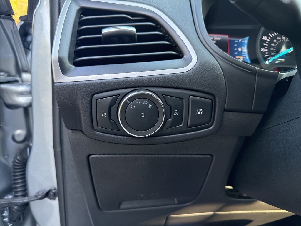 2024 Ford Edge SEL photo 33