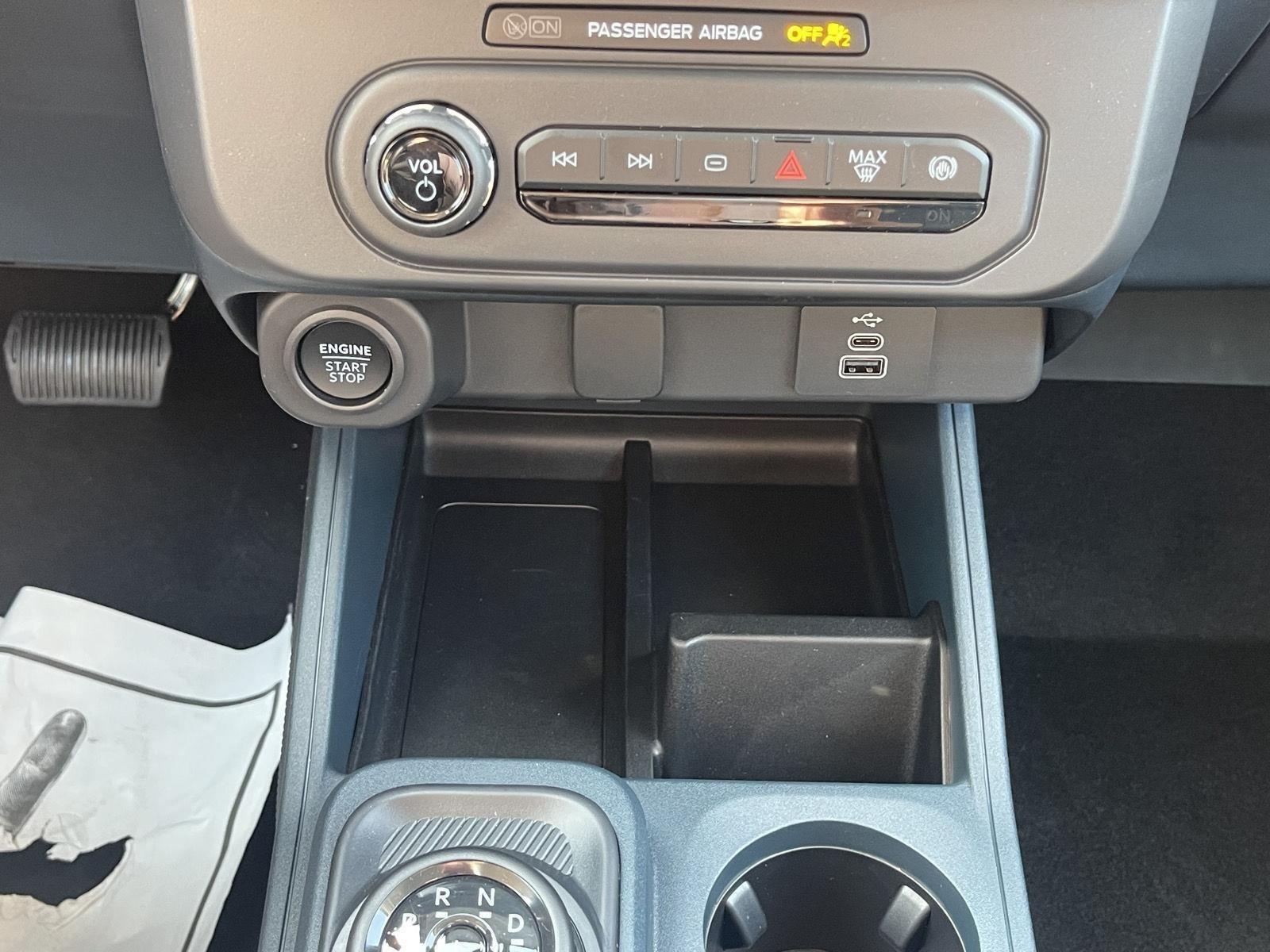 2025 Ford Maverick XLT photo 26