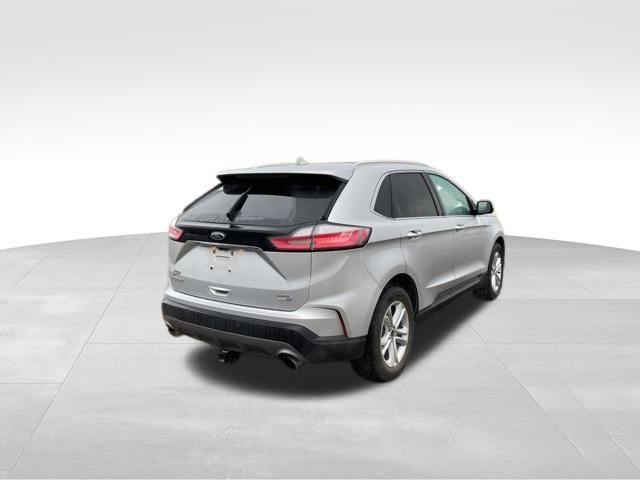 2019 Ford Edge SEL photo 2