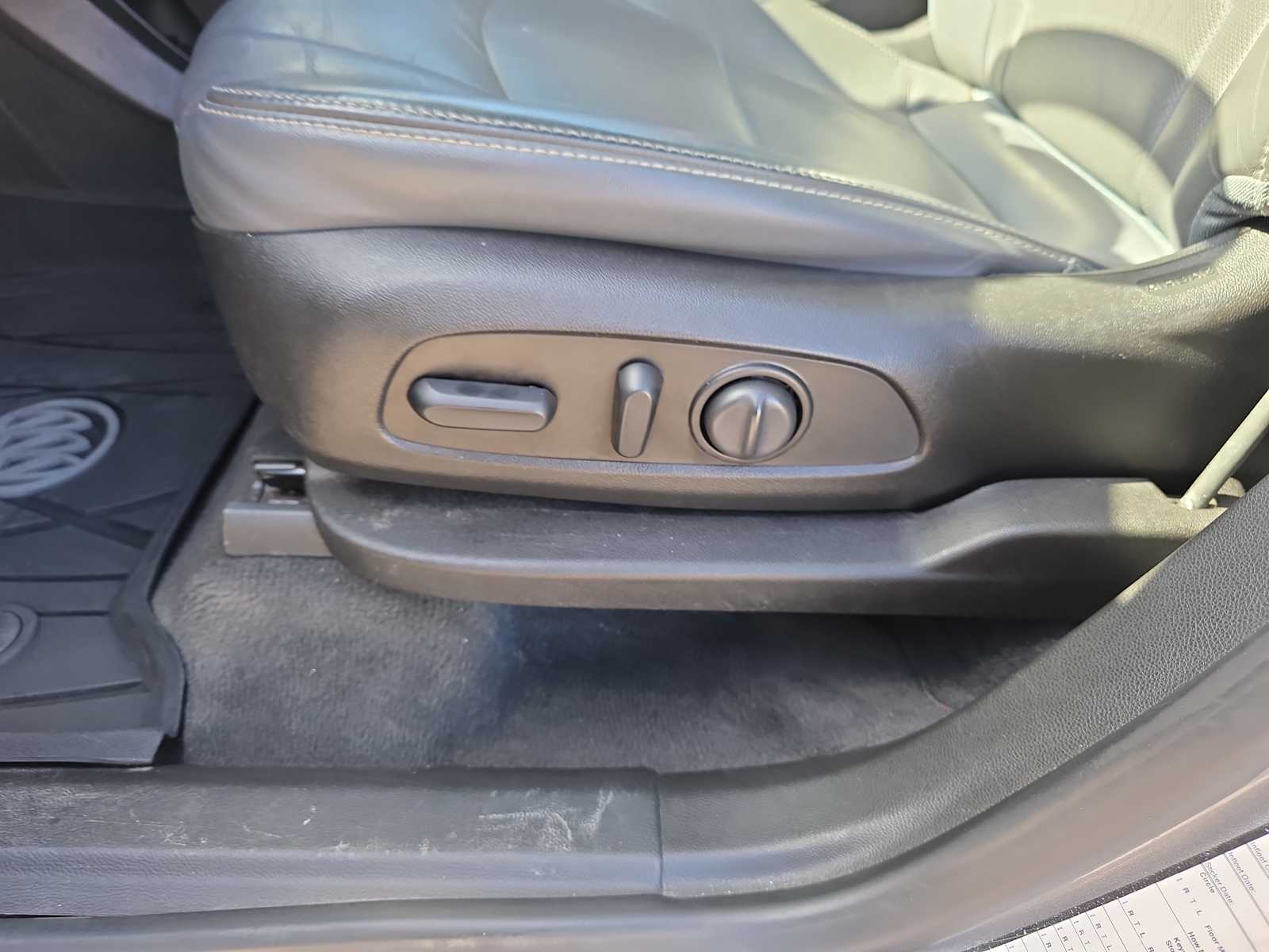 2019 Buick Enclave Essence photo 15