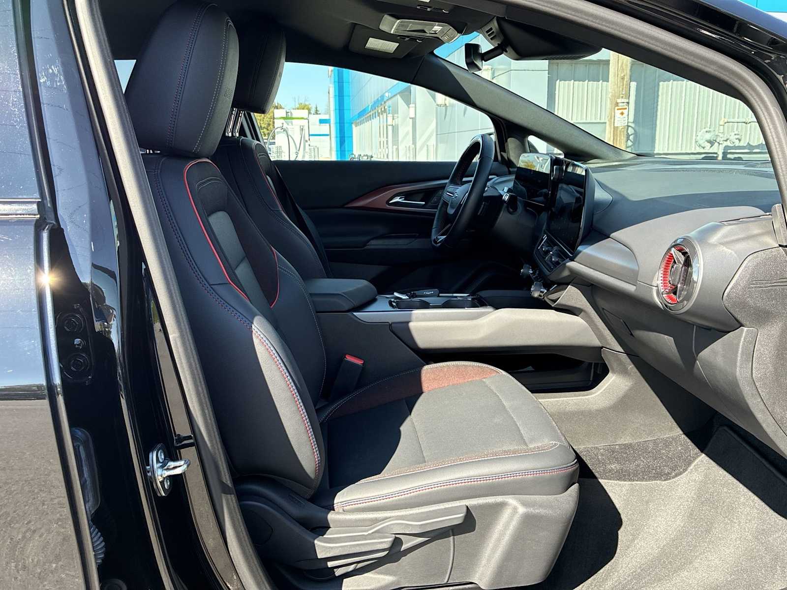 2024 Chevrolet Equinox EV 3RS photo 26