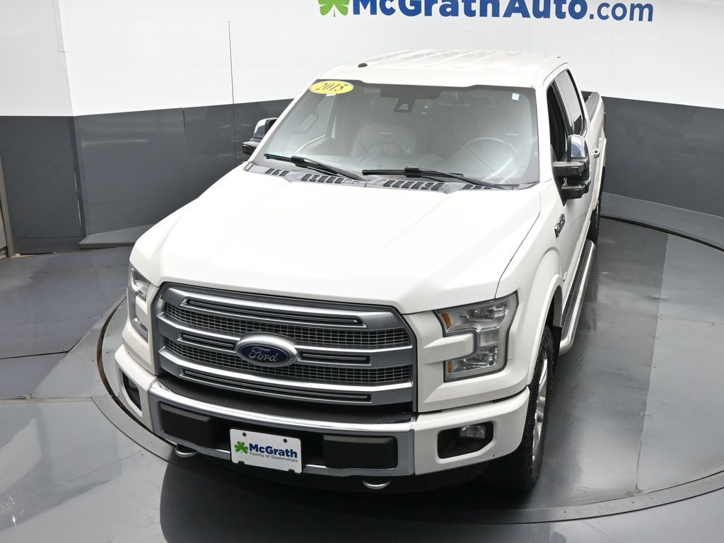 2015 Ford F-150 Platinum photo 22