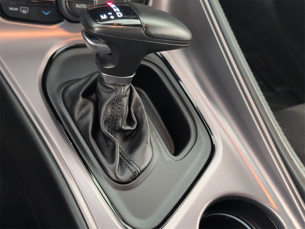 2023 Dodge Challenger R/T photo 19