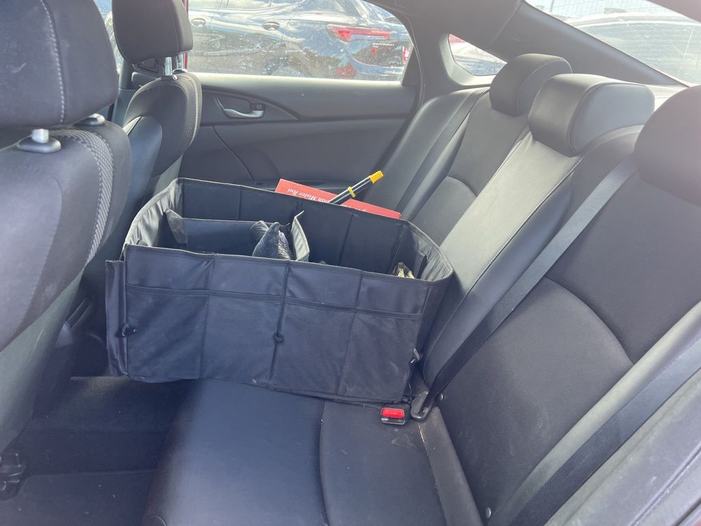 2019 Honda Civic Sport photo 18