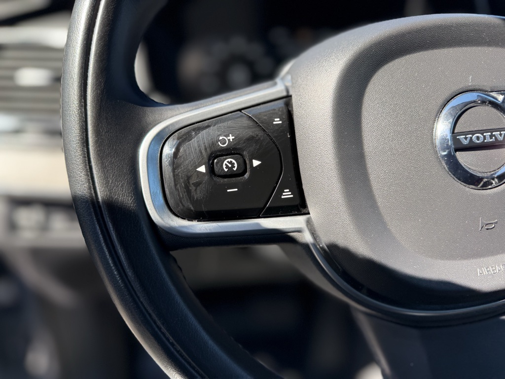 2022 Volvo XC90 Recharge T8 Inscription photo 4