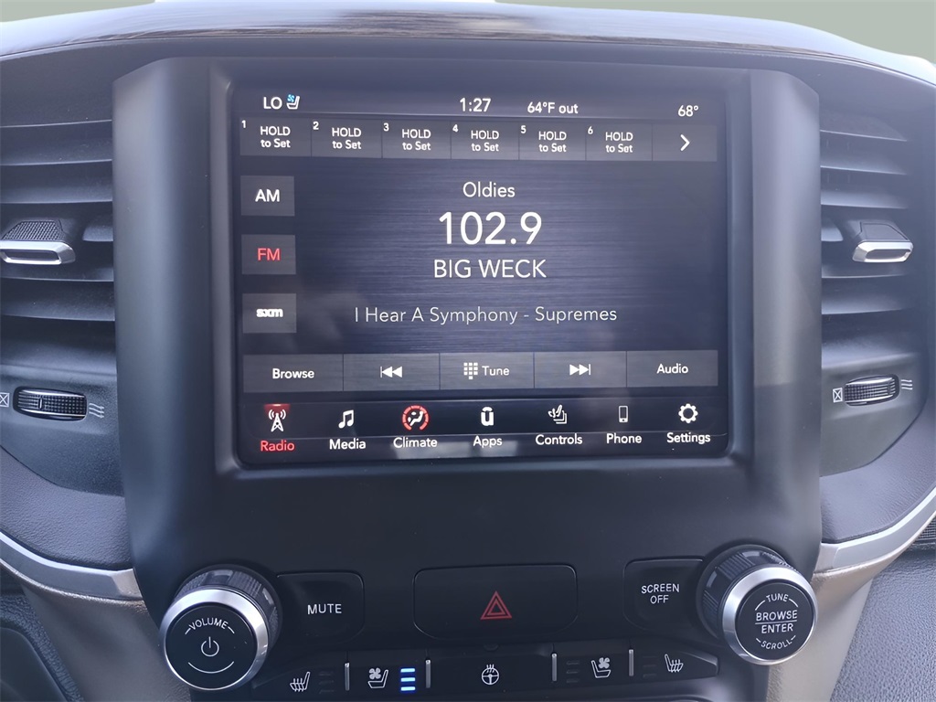 2020 Ram 1500 Laramie photo 20