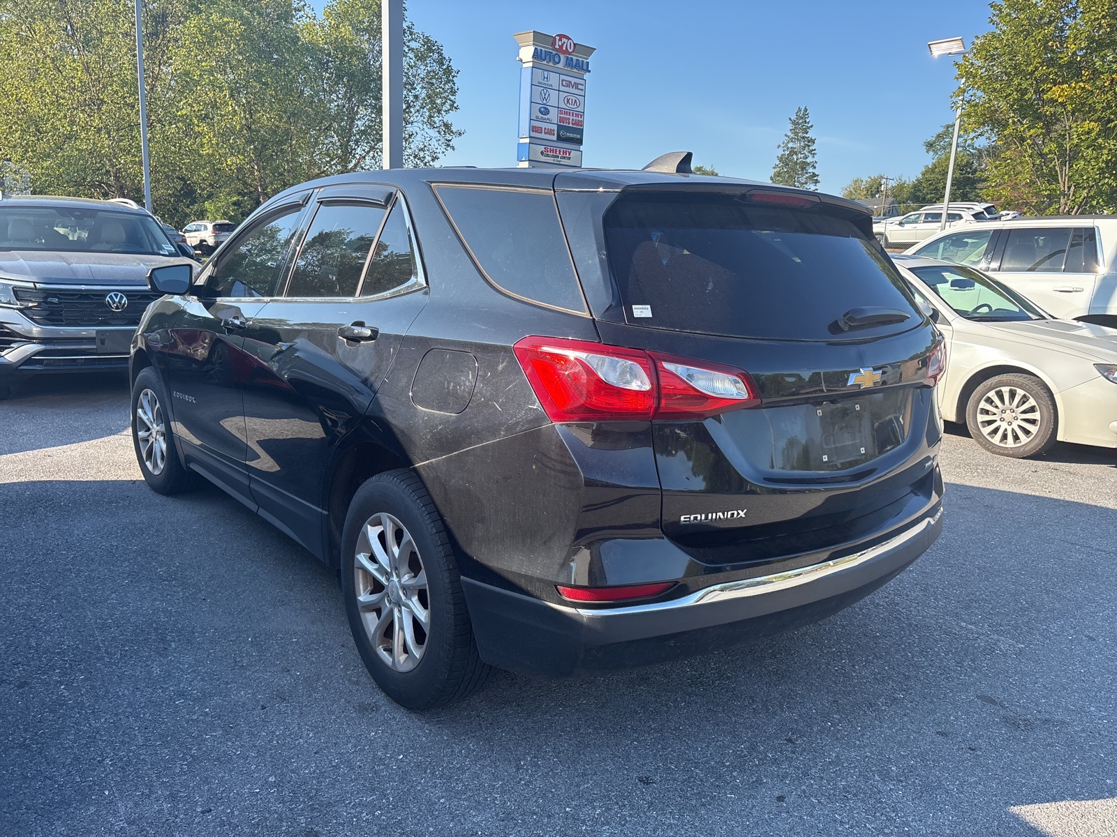 2018 Chevrolet Equinox LT photo 3