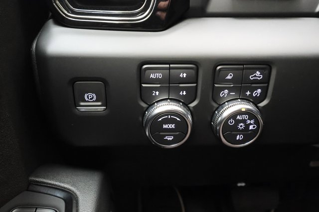 2024 Gmc Sierra 3500 HD AT4 photo 17