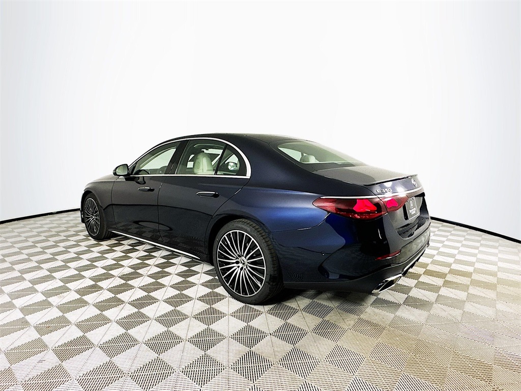 2026 Mercedes Benz E 350 4MATIC photo 5