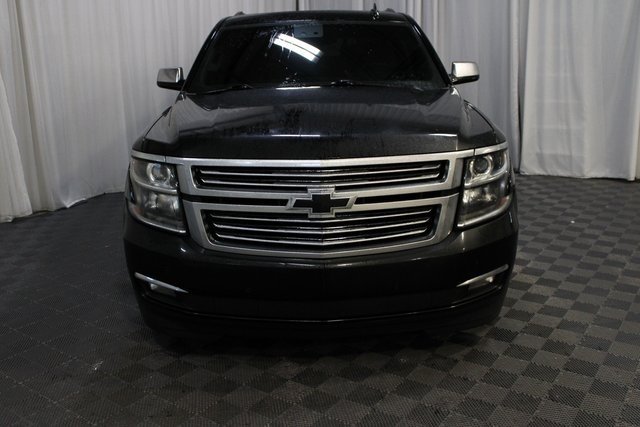 2016 Chevrolet Suburban LTZ photo 2