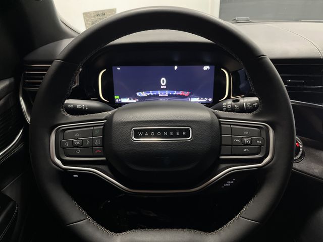 2023 Jeep Wagoneer L Base photo 17