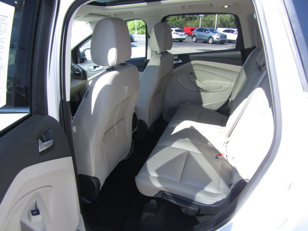 2017 Ford Escape SE photo 10