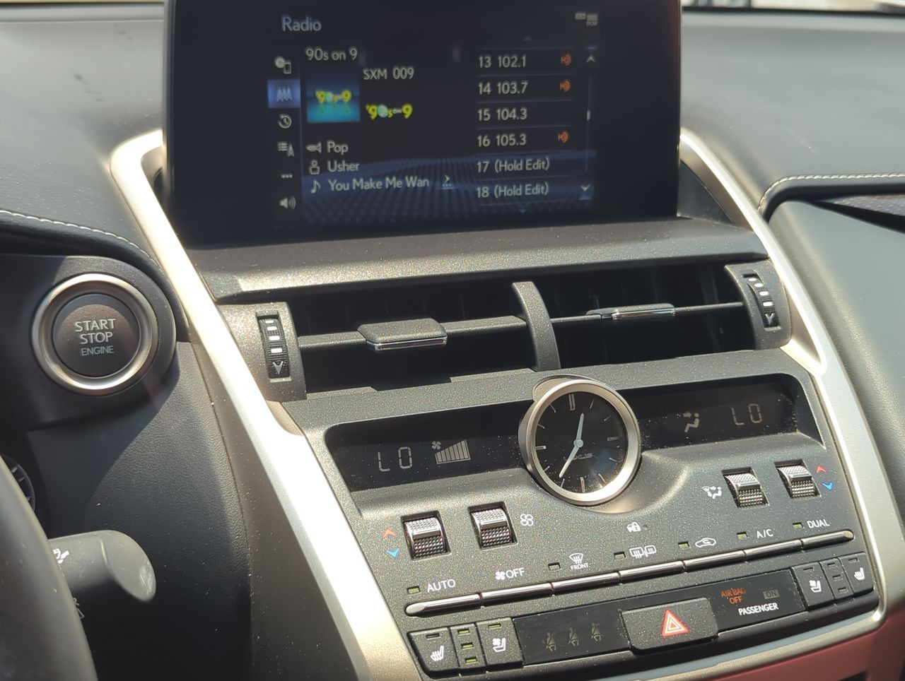 2021 Lexus NX 300 photo 11