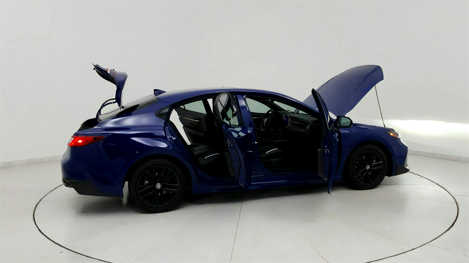 2025 Toyota Camry SE photo 12