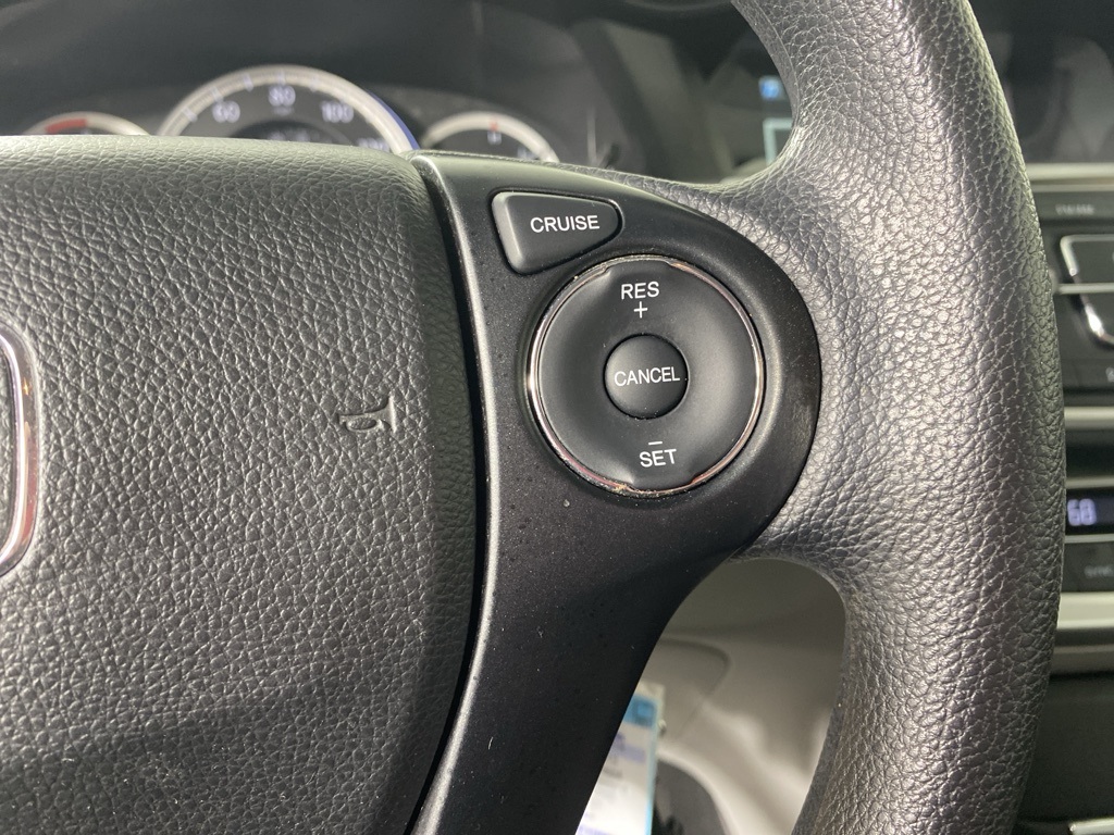 2015 Honda Accord LX photo 16
