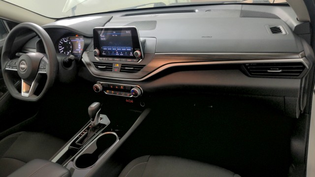 Used 2024 WHITE Nissan 2.5 SV image 24