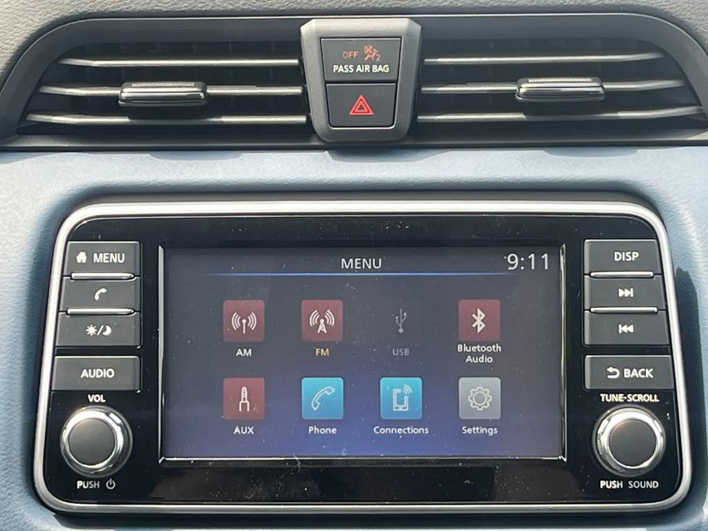 2025 Nissan Versa 1.6 SV photo 22