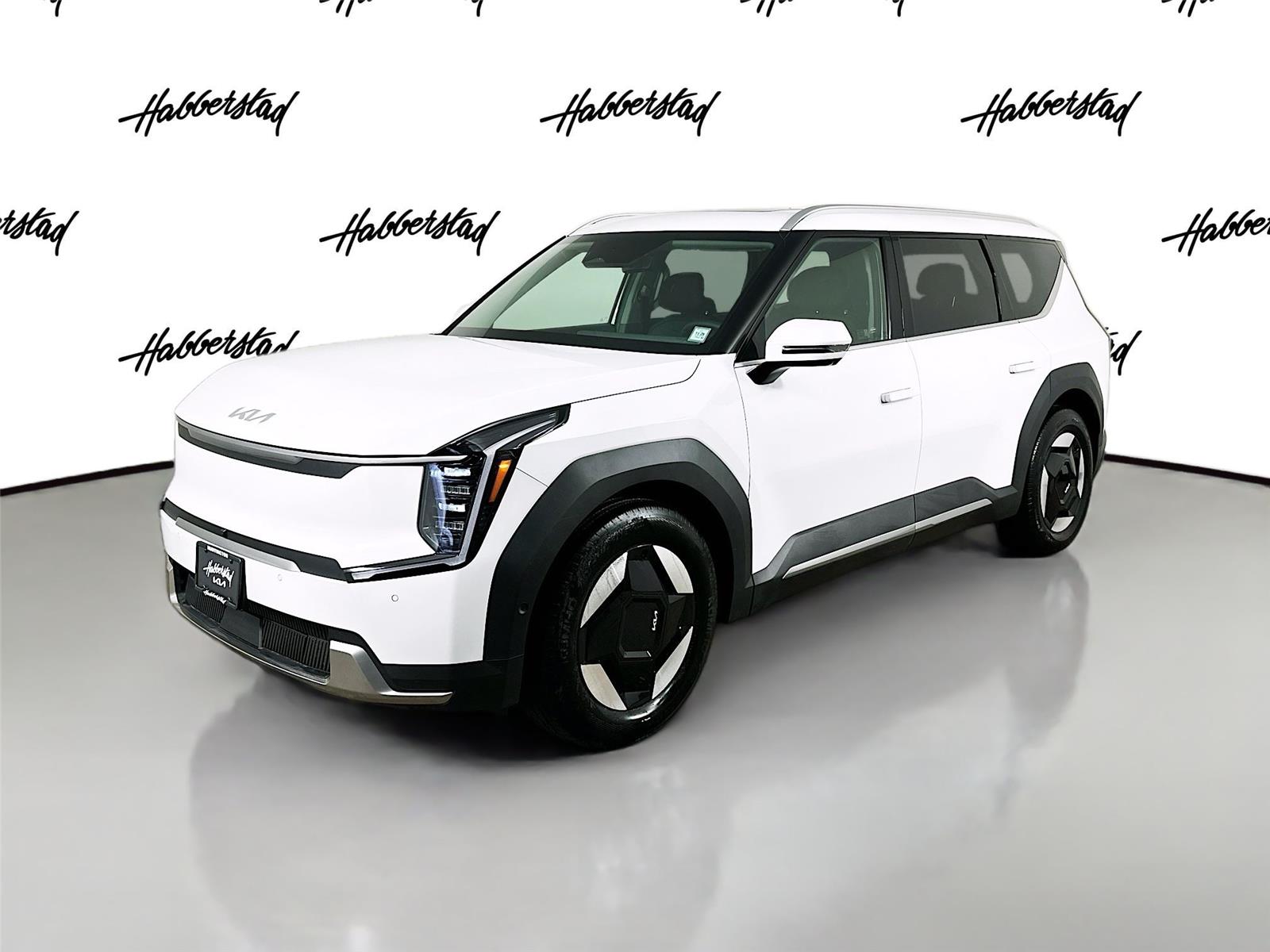 2026 Kia EV9 Wind's photo