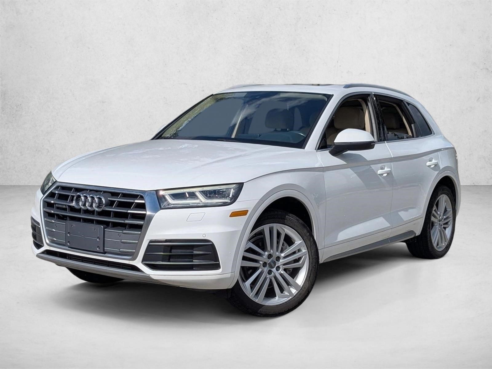 2018 Audi Q5 Premium Plus's photo