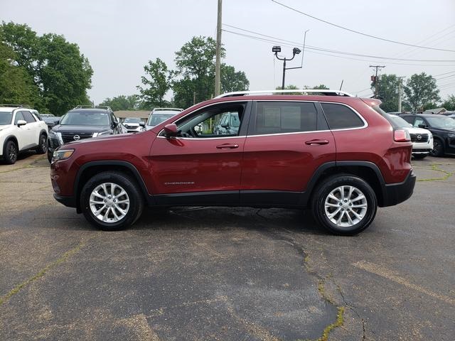 2019 Jeep Cherokee Latitude photo 2