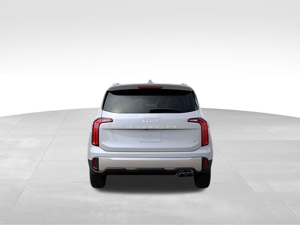 2025 Kia Telluride S photo 3
