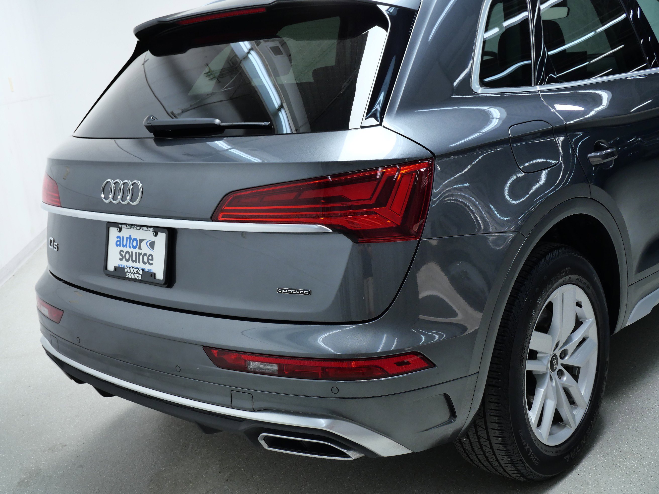 2023 Audi Q5 S line Premium photo 5