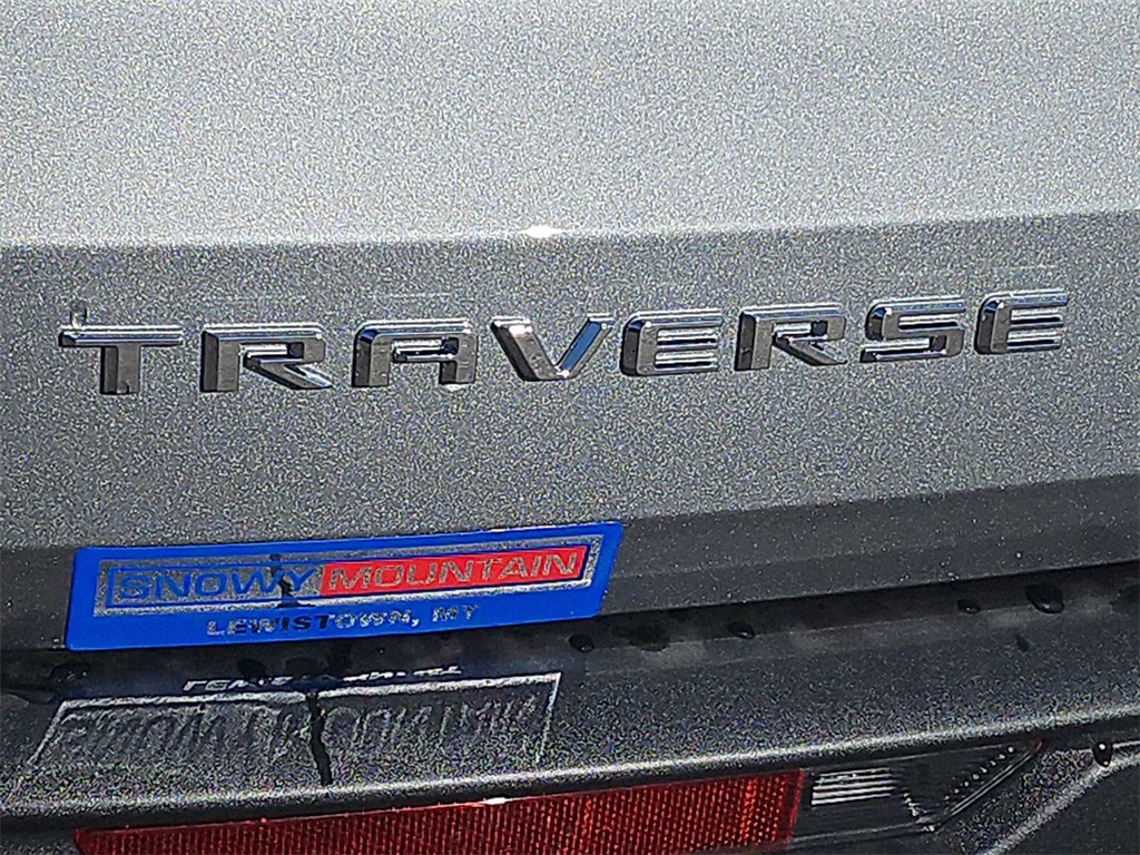 2026 Chevrolet Traverse photo 21