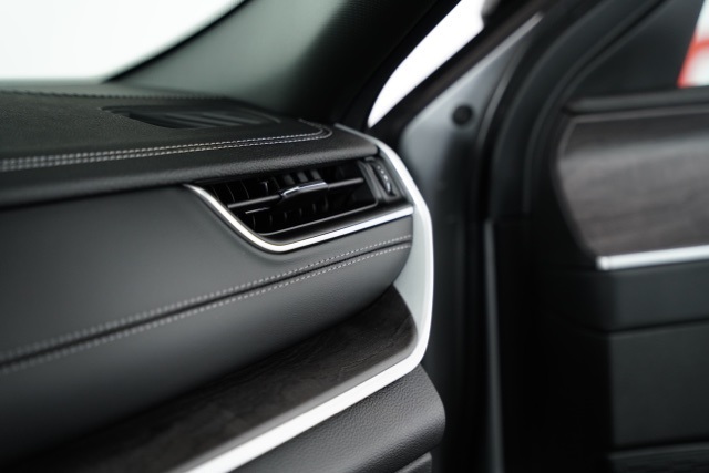2025 Jeep Grand Cherokee Limited photo 16