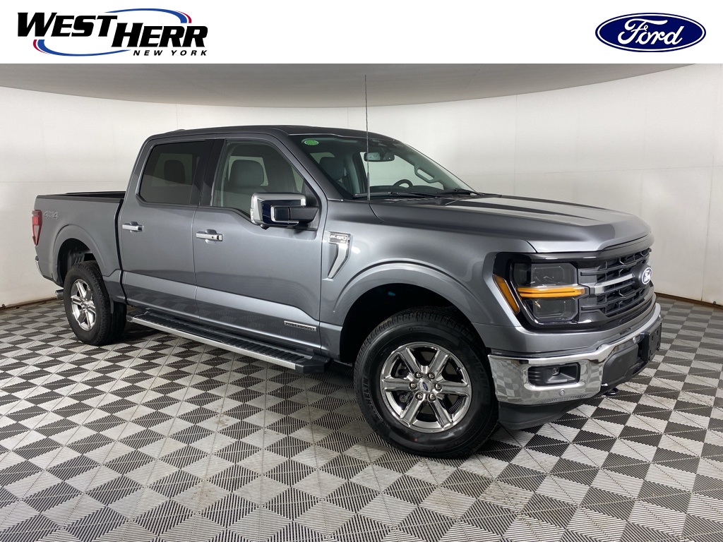 2025 Ford F-150 XLT's photo