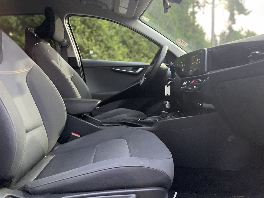 2023 Kia Niro LX photo 19