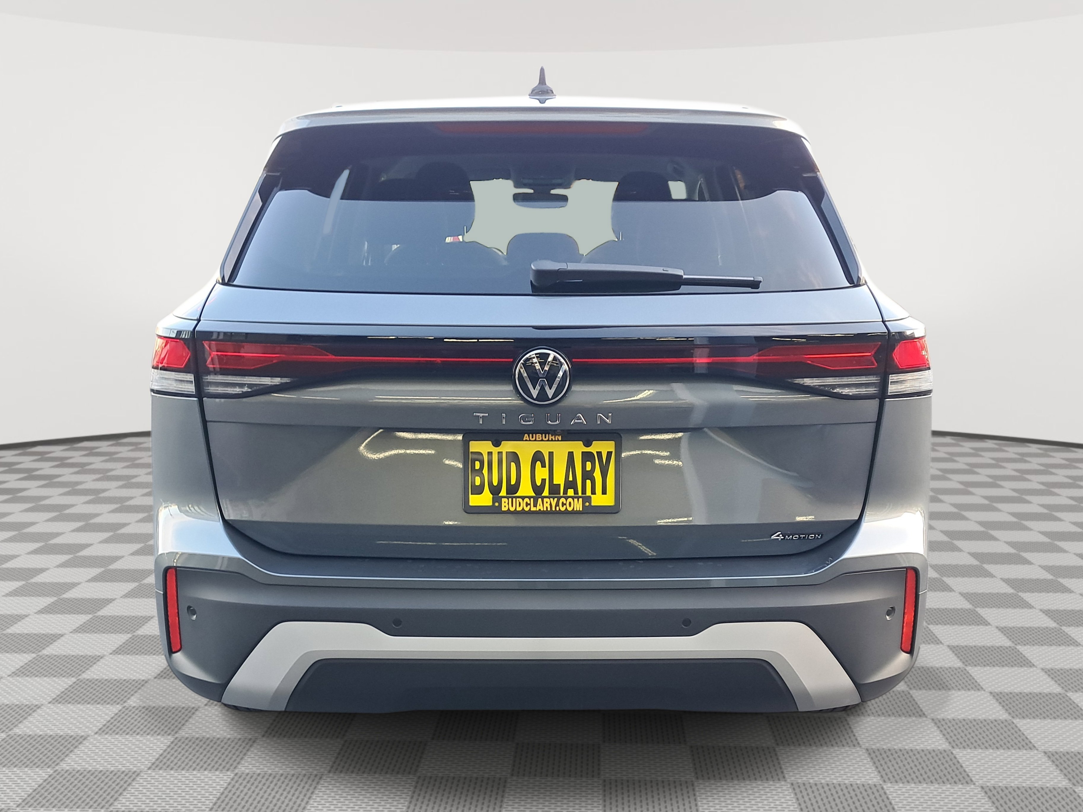 2025 Volkswagen Tiguan S photo 3